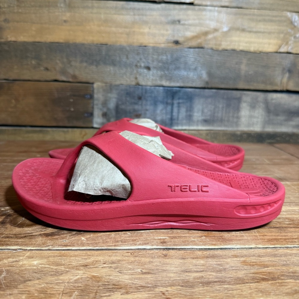 TELIC Energy Flip Flop Comfort Sandal Lightweight Waterproof Red Med W/9 M/8 USA - Picture 4 of 10
